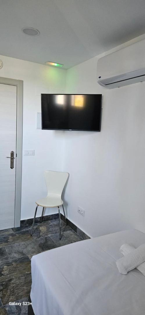 HOSTAL NERVION 전경