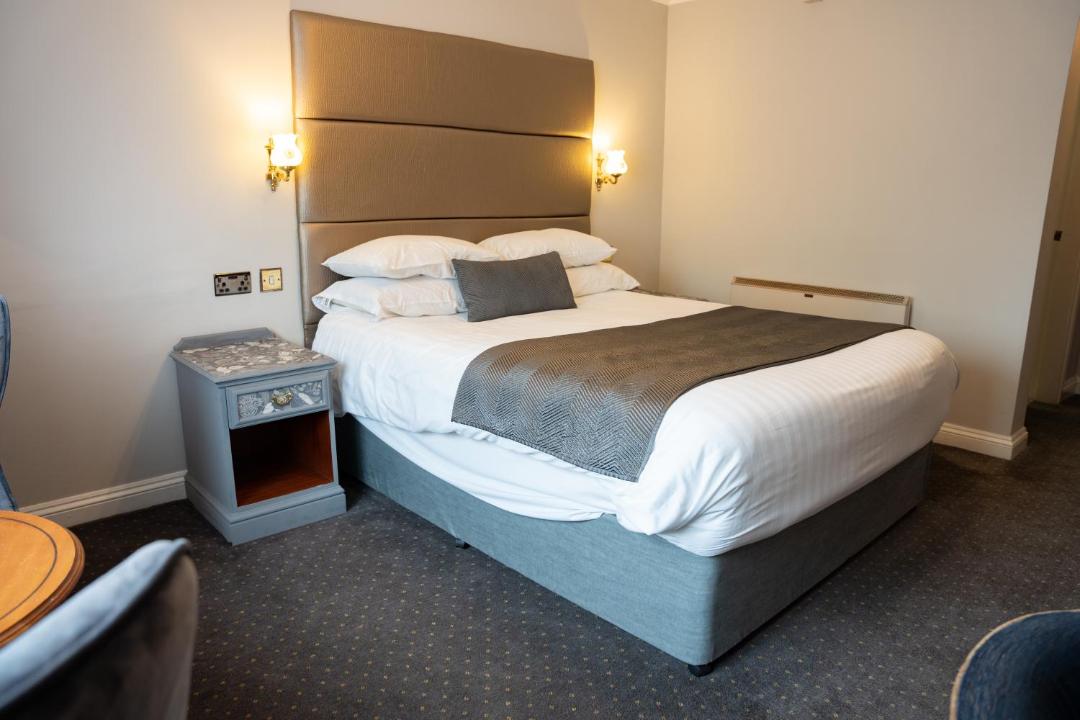 The Pear Tree Inn & Country Hotel 전경