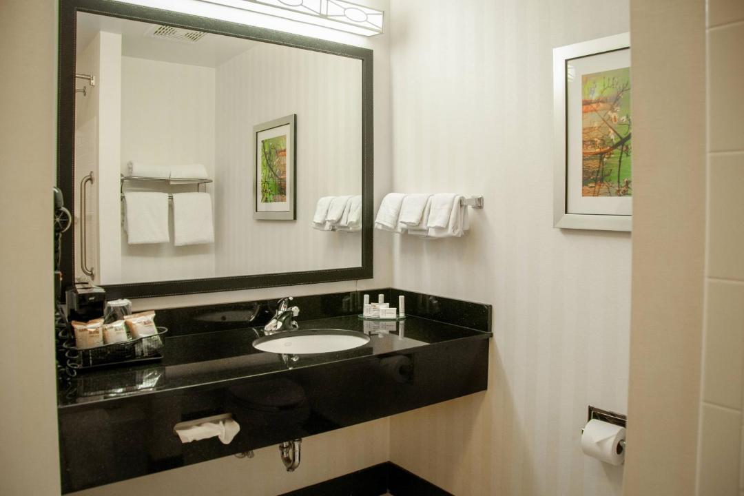 Fairfield by Marriott Inn & Suites Colorado Springs North Air Force Academy 전경