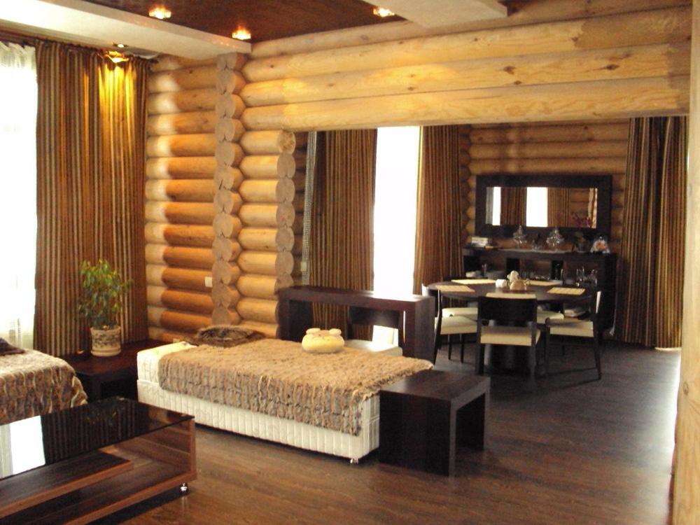 Pastoral wooden hauses 전경