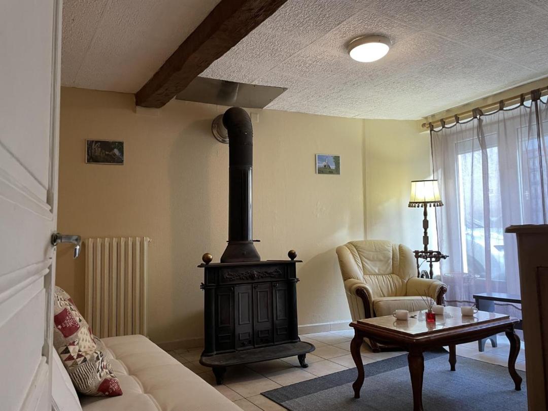Maison de charme a Arfeuilles avec poele a bois 3 chambres - FR-1-489-52 전경