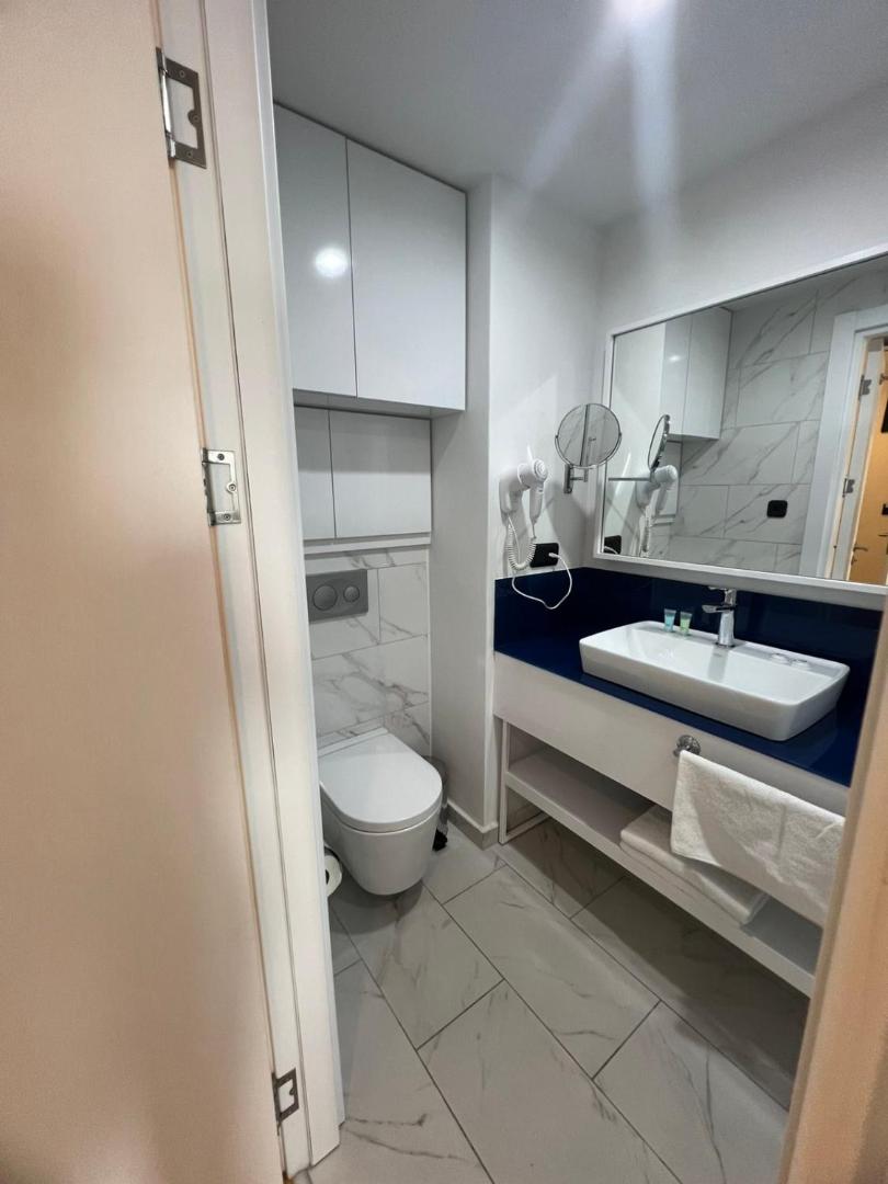 Orbi City - Sea View Aparthotel in Batumi 전경