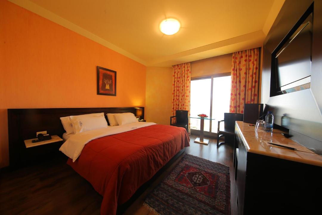Sunrise Hotel 전경