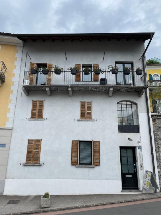 1912 - Flowers Room - budget for young – Bild