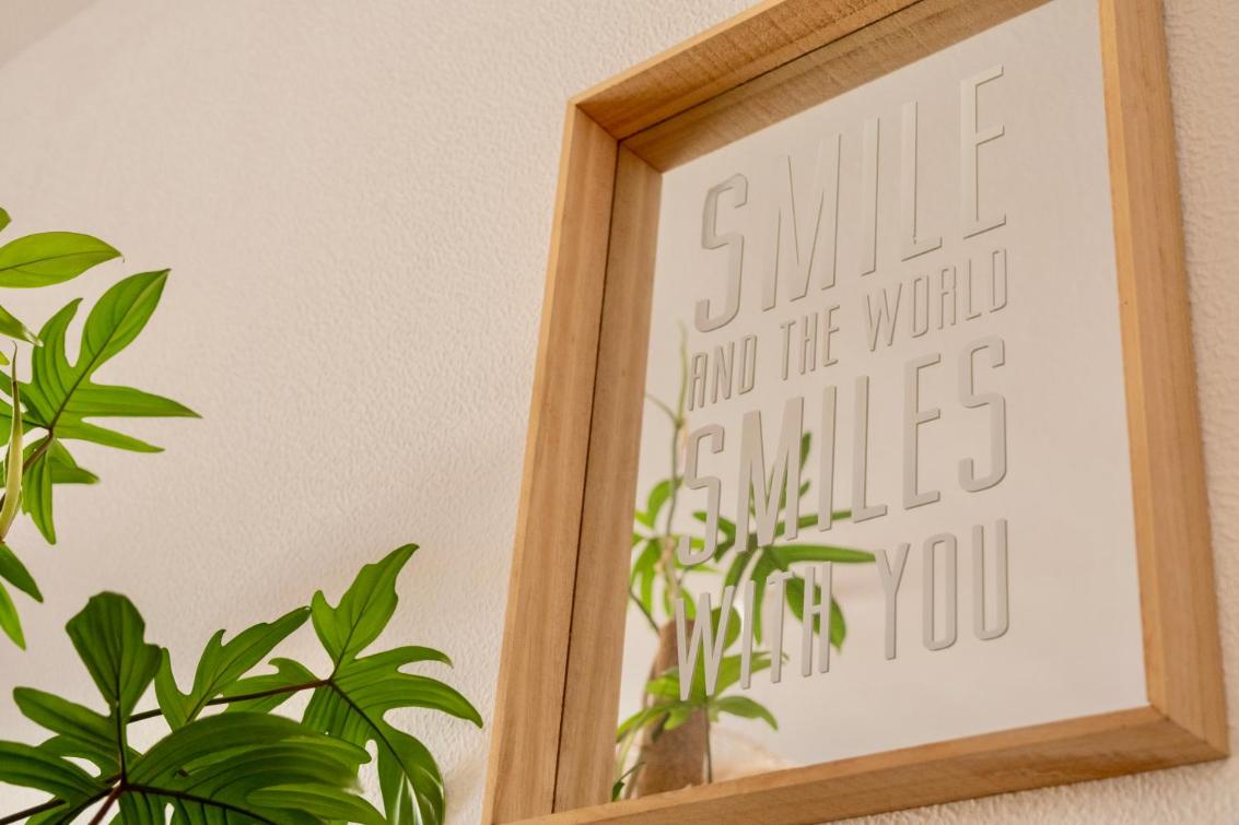 Chambre au bord du lac Léman – image