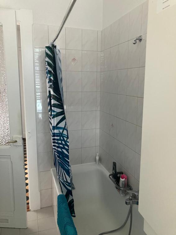 Laus-Angeles – image