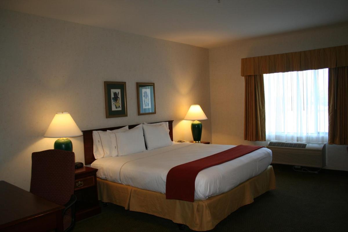 Foto - Evergreen Inn & Suites