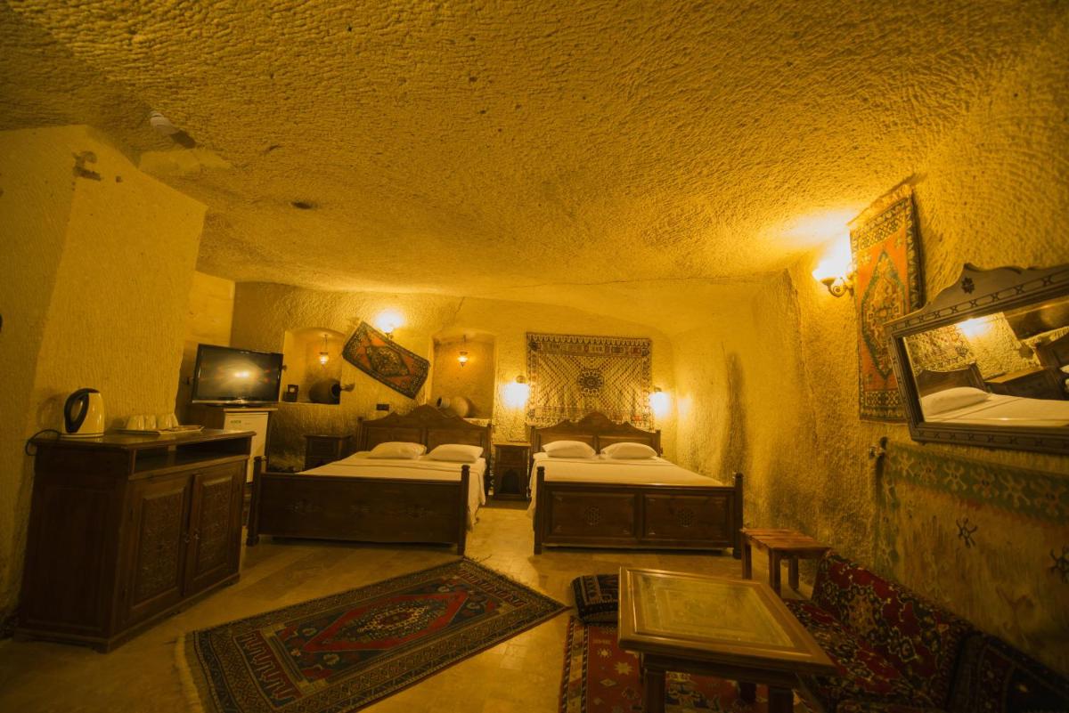 Photo - Vineyard Cave Hotel