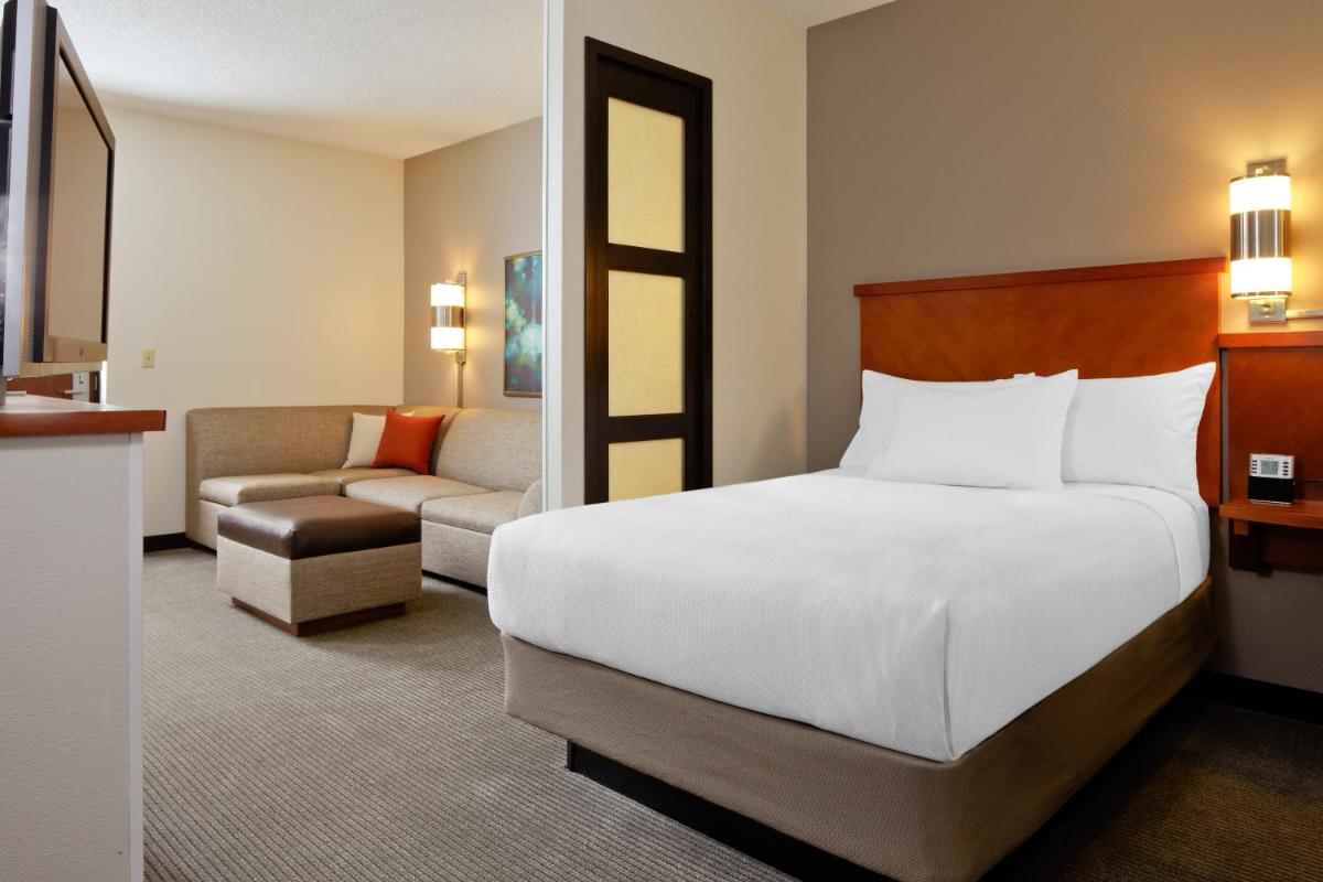 Photo - Hyatt Place Sterling Dulles Airport North