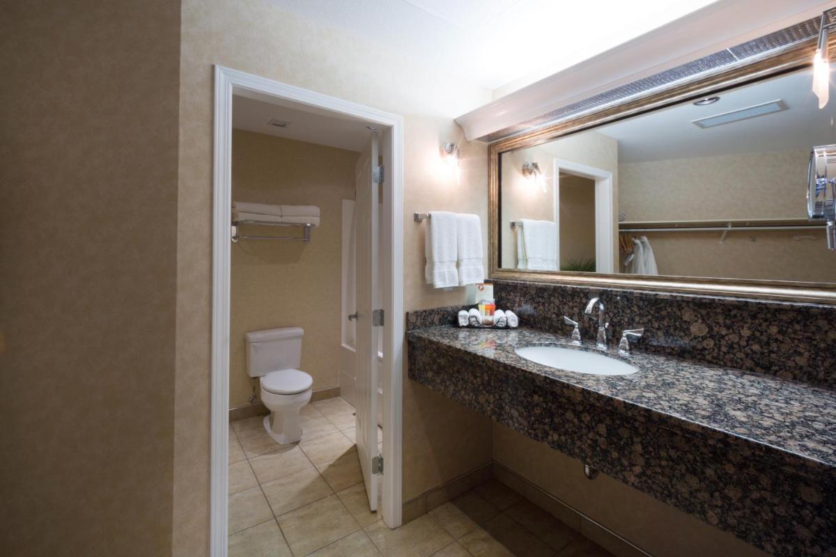 Photo - Best Western Plus Kelowna Hotel & Suites