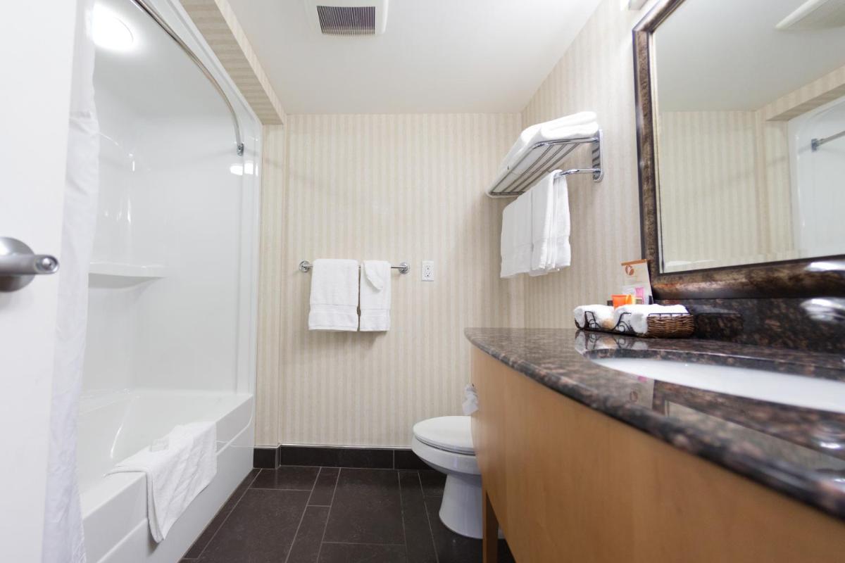 Photo - Best Western Plus Kelowna Hotel & Suites