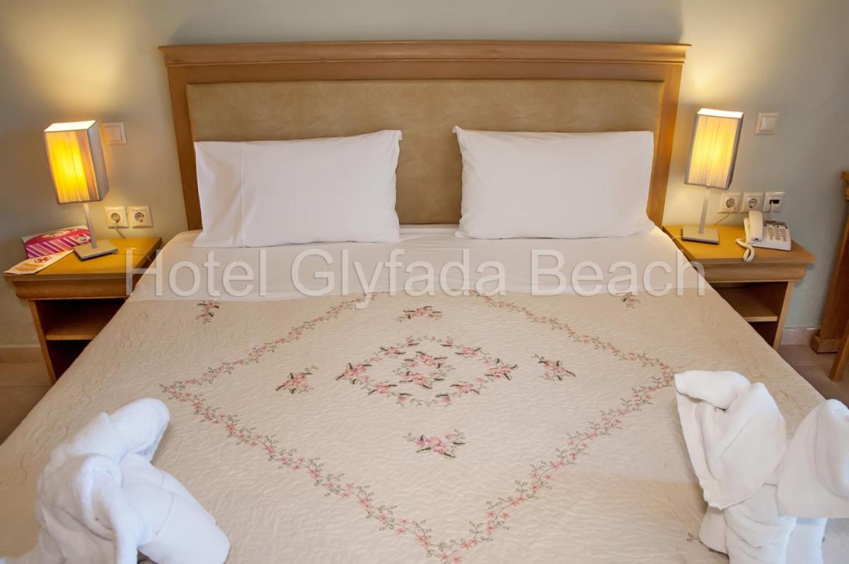 Photo - Glyfada Beach Hotel