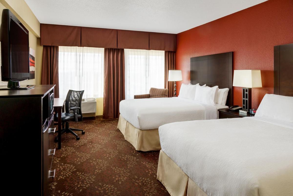 Photo - Holiday Inn Charlotte University, an IHG Hotel