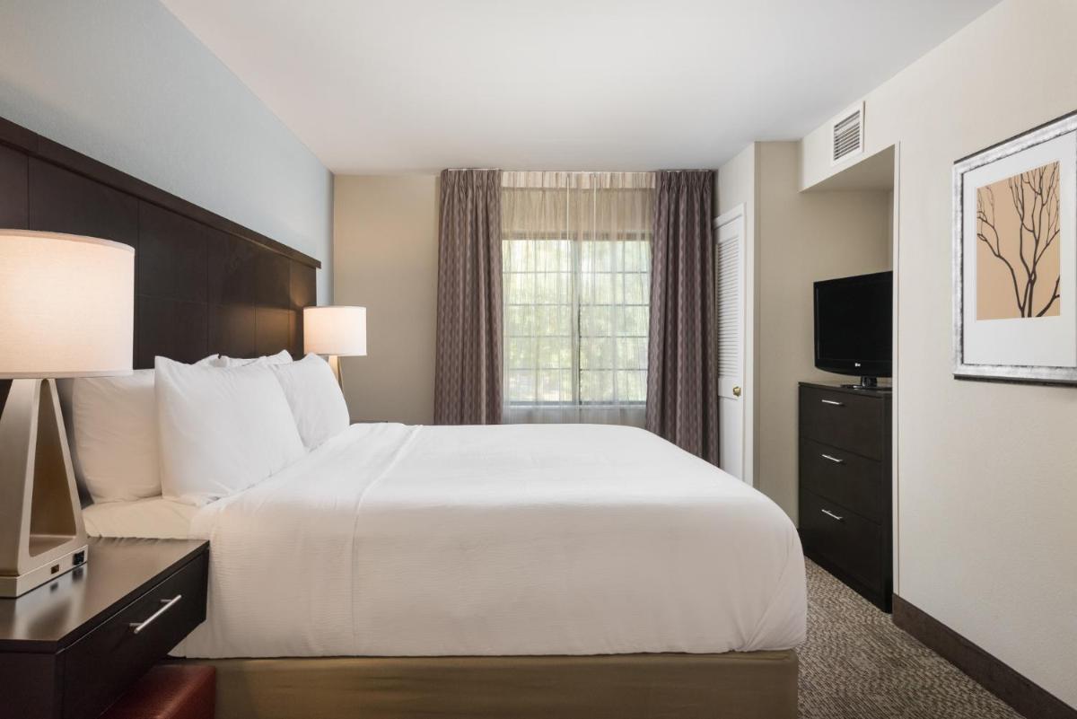 Foto - Staybridge Suites Chantilly Dulles Airport, an IHG Hotel