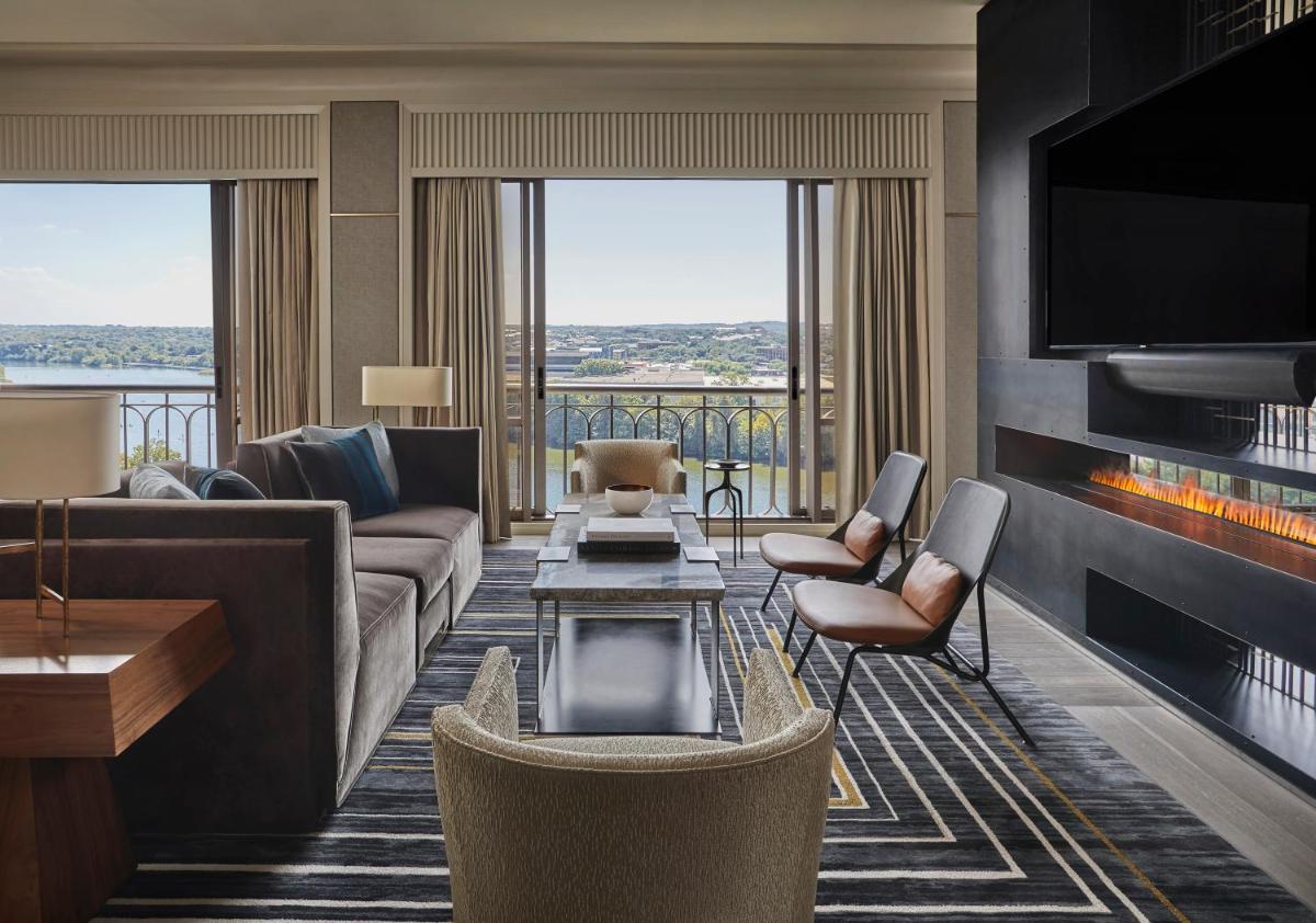 Photo - Four Seasons Hotel Austin