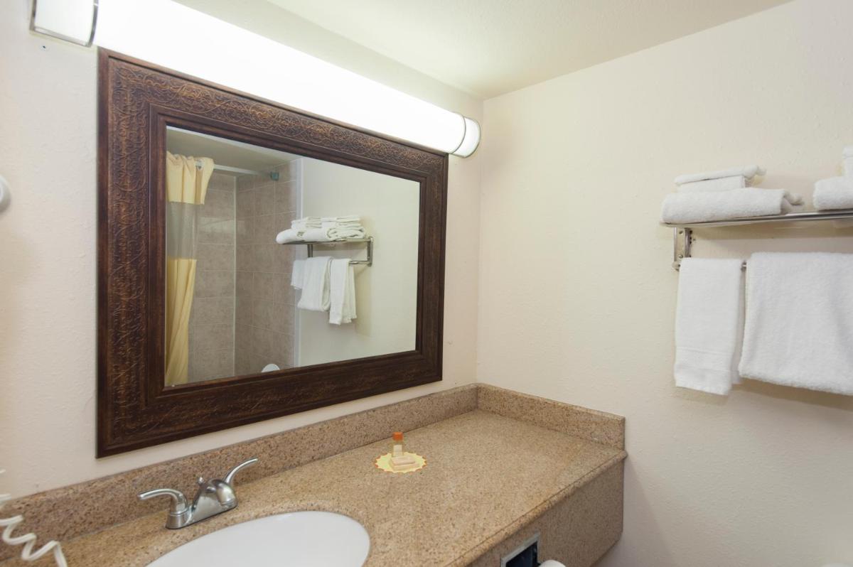 Foto - Days Inn & Suites by Wyndham Laredo