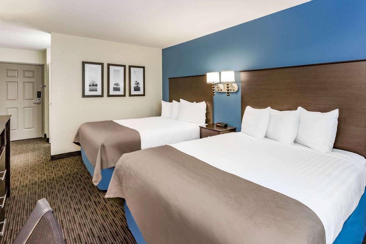 Photo - AmericInn by Wyndham Burnsville