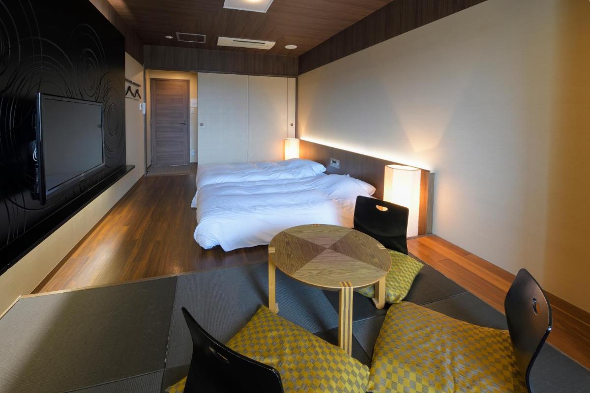 Photo - Hakone Lake Hotel