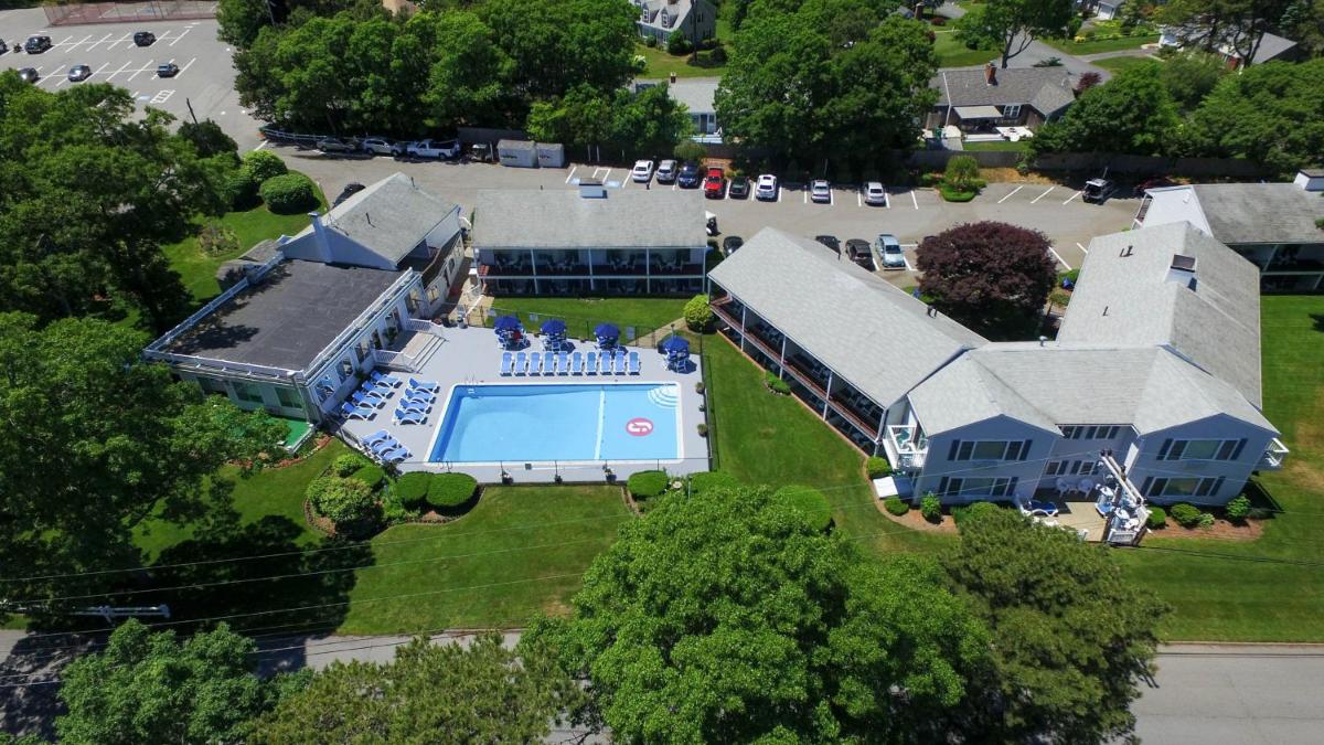 Blue Rock Resort, Cape Cod Photos, Reviews & Deals Holidify