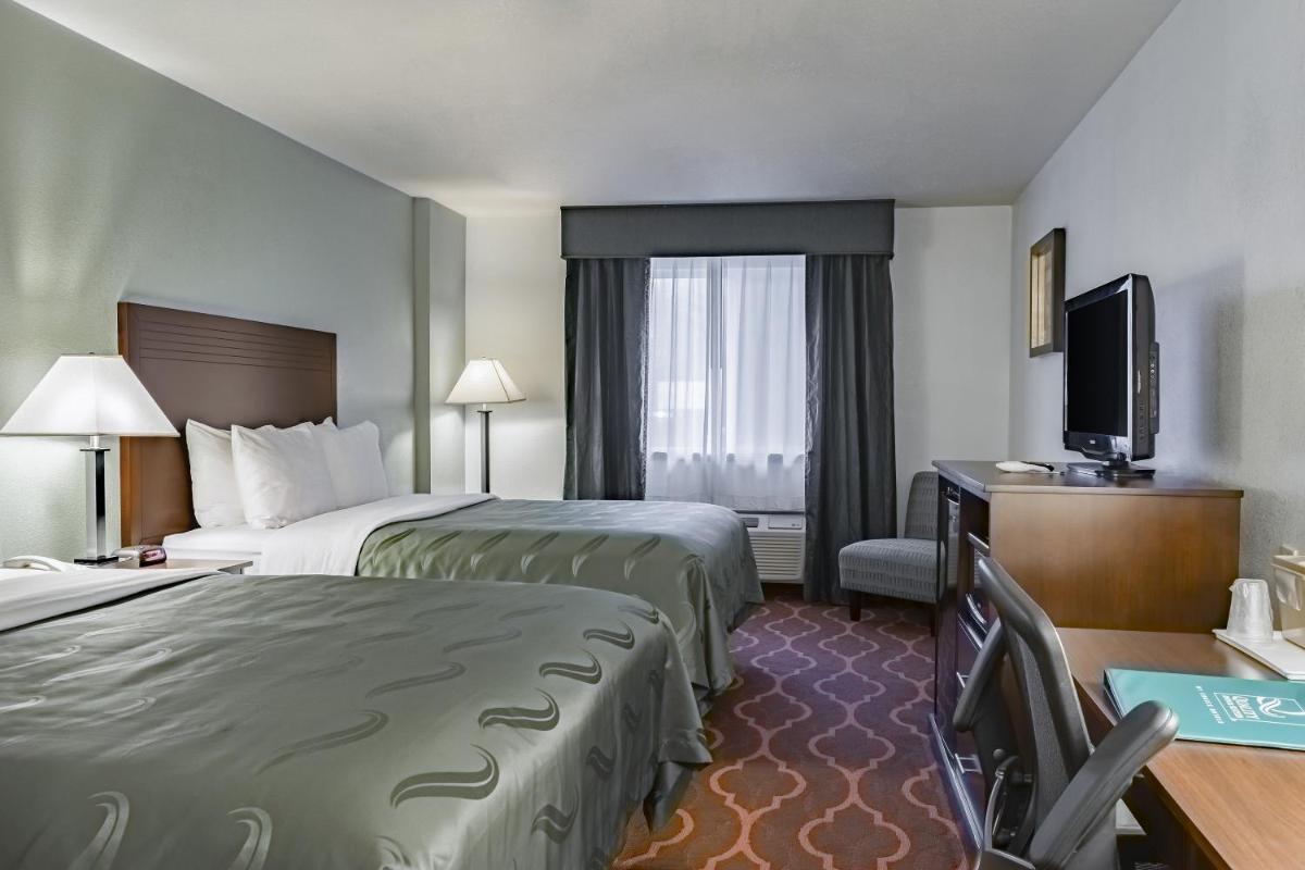 Photo - Quality Inn & Suites Vancouver North