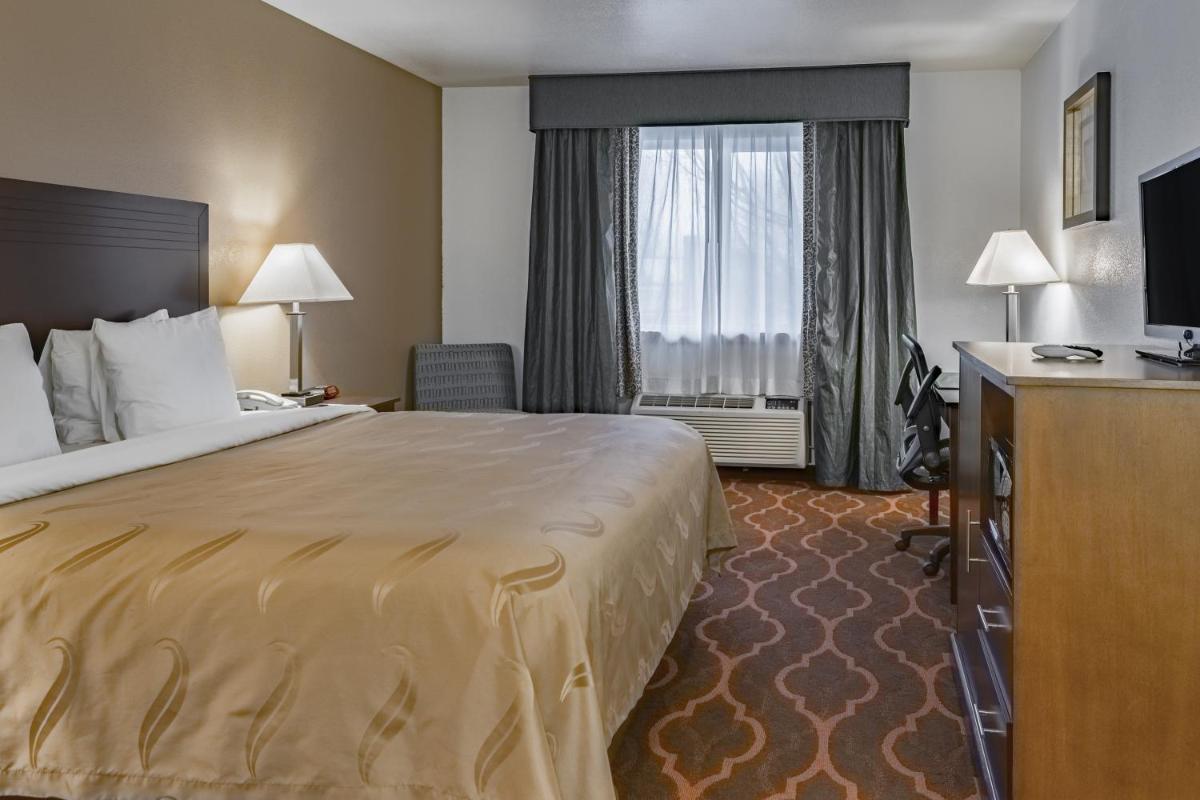 Photo - Quality Inn & Suites Vancouver North