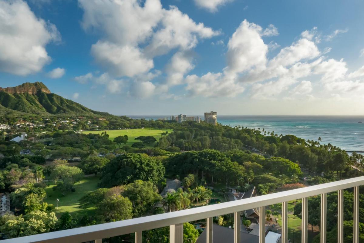 Photo - Queen Kapiolani Hotel