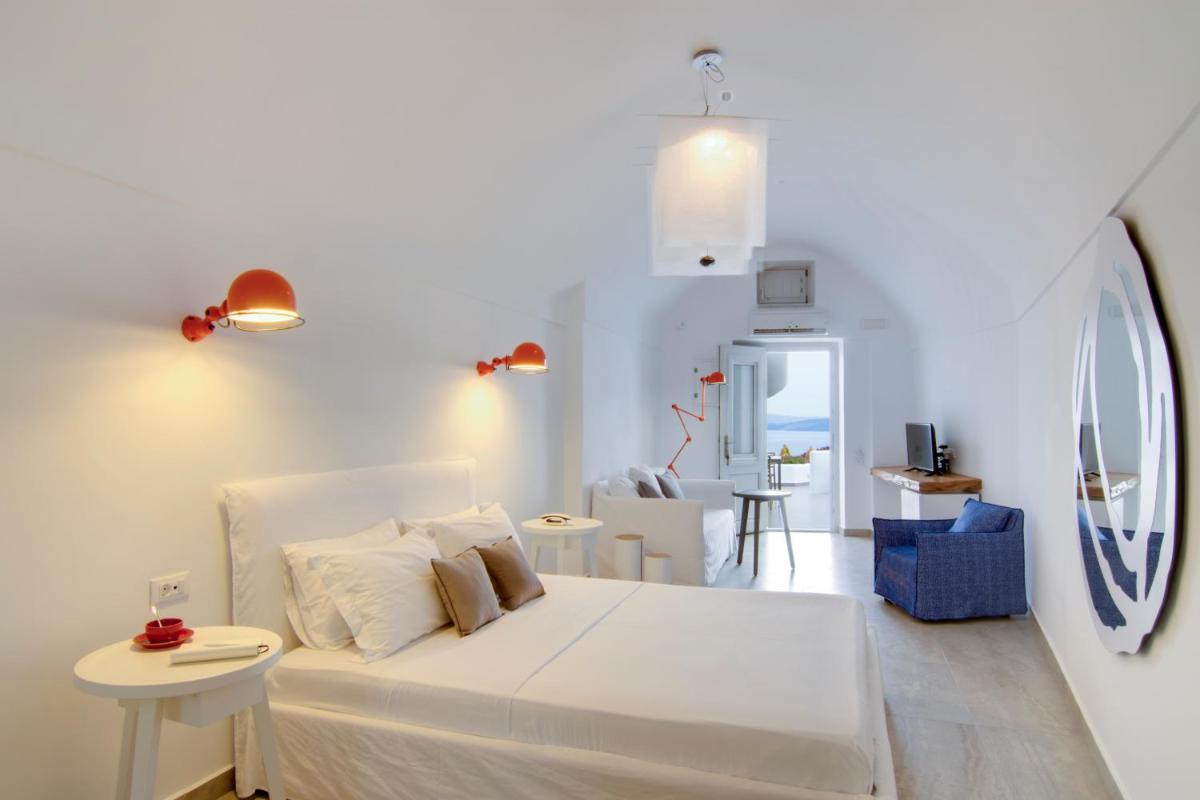 Photo - Santorini Secret Suites & Spa, Small Luxury Hotels of the World