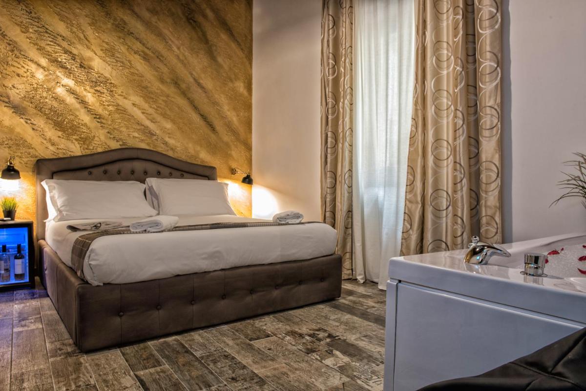 Photo - Navona Jacuzzi Rooms