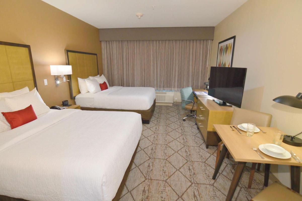 Photo - Best Western Executive Residency IH-37 Corpus Christi