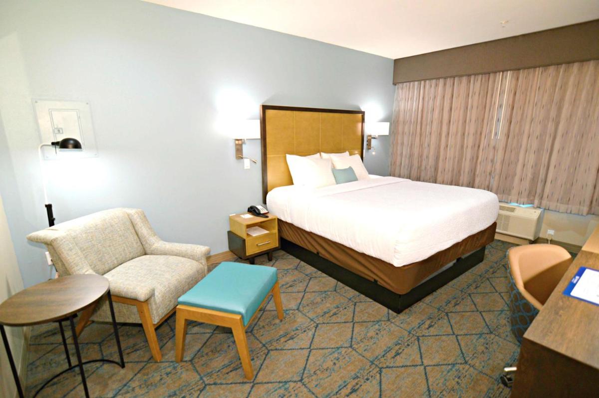 Photo - Best Western Executive Residency IH-37 Corpus Christi