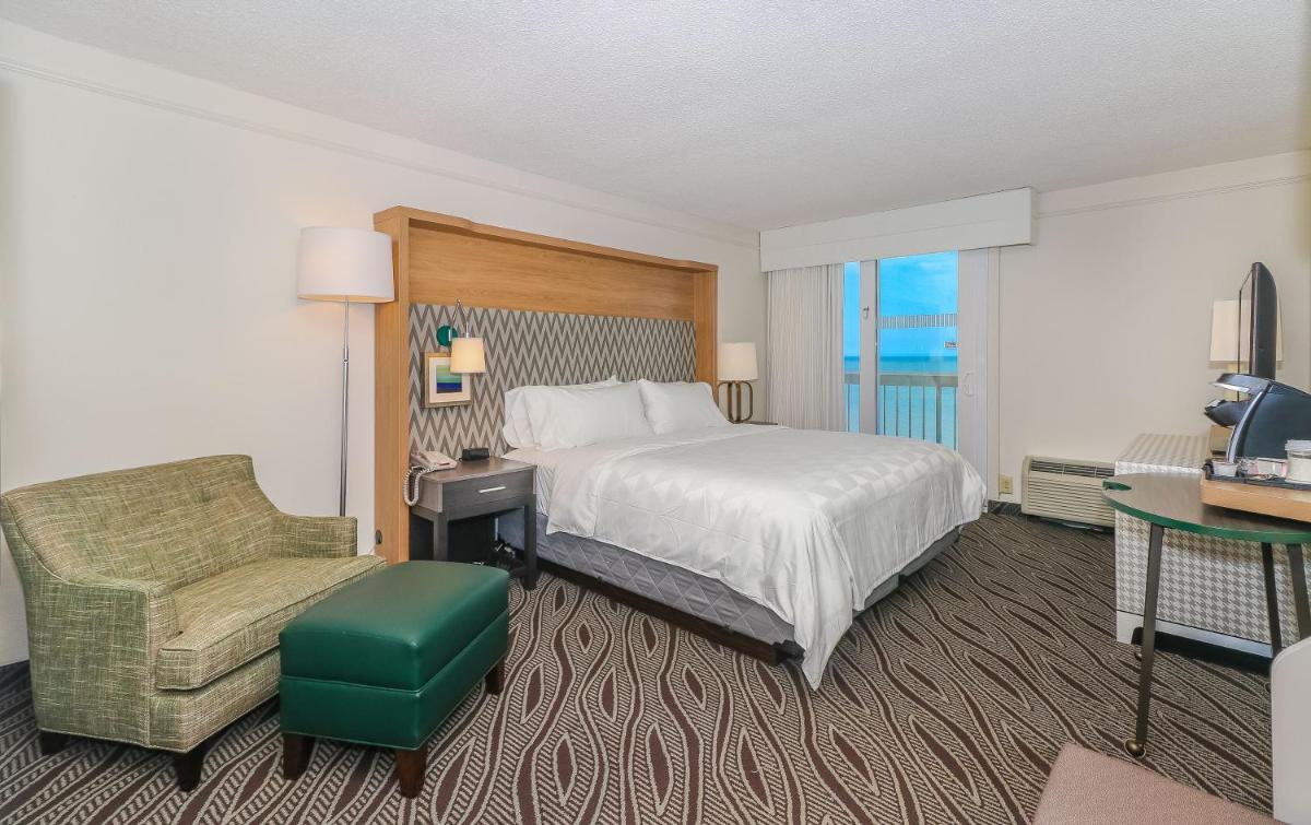 Photo - Holiday Inn Resort Oceanfront at Surfside Beach, an IHG Hotel