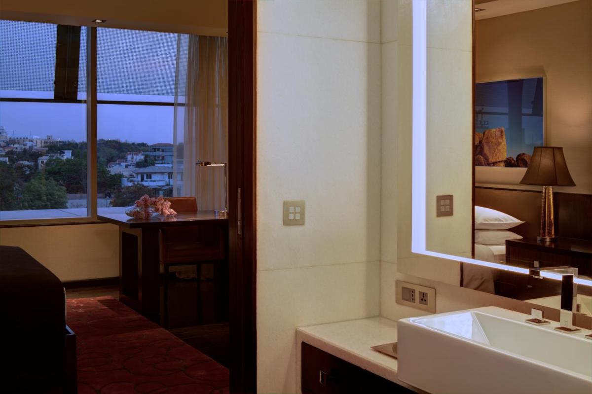 Photo - Park Hyatt Hotel and Residences, Hyderabad