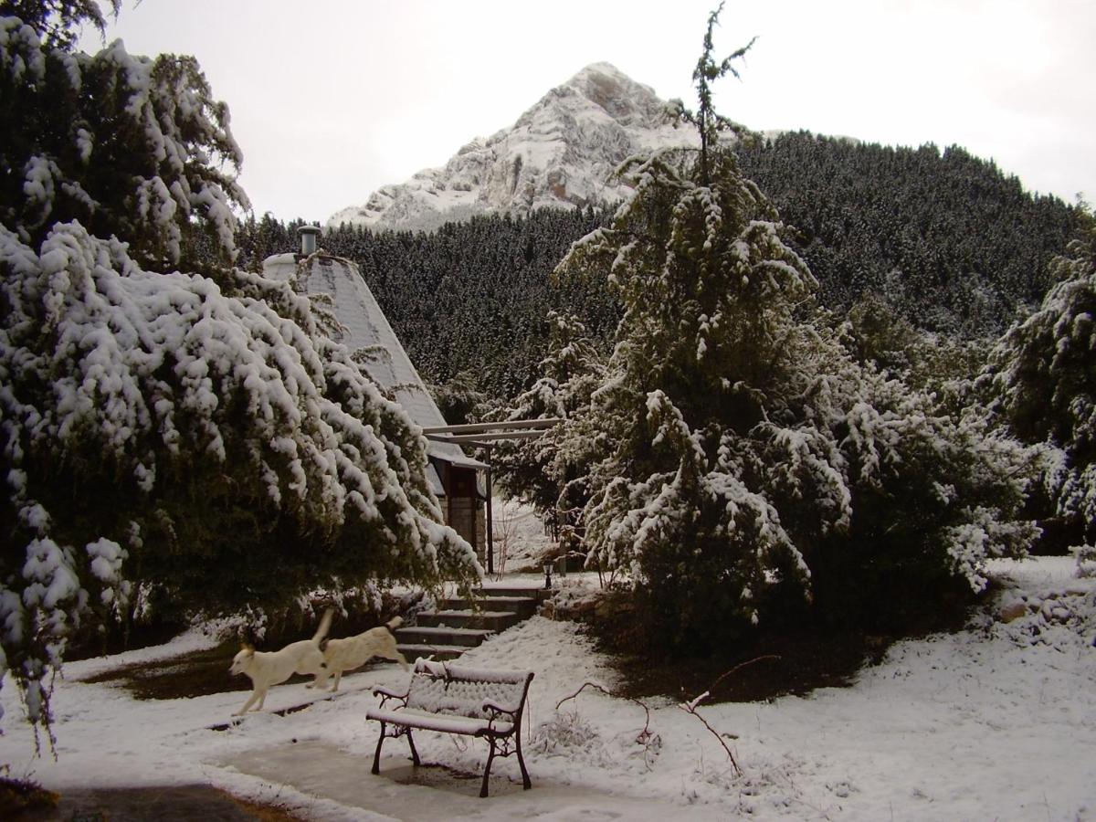 Theasis-Igloo  Greece