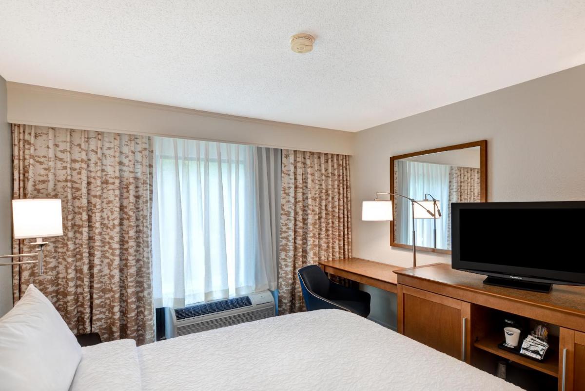 Photo - Hampton Inn Columbia-I-26 Airport