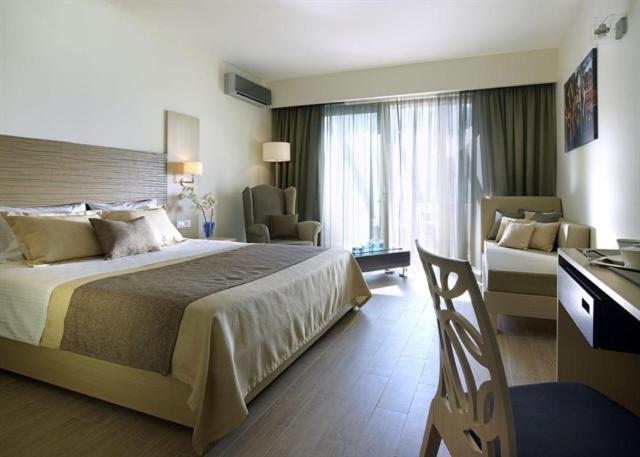 Photo - Filion Suites Resort & Spa