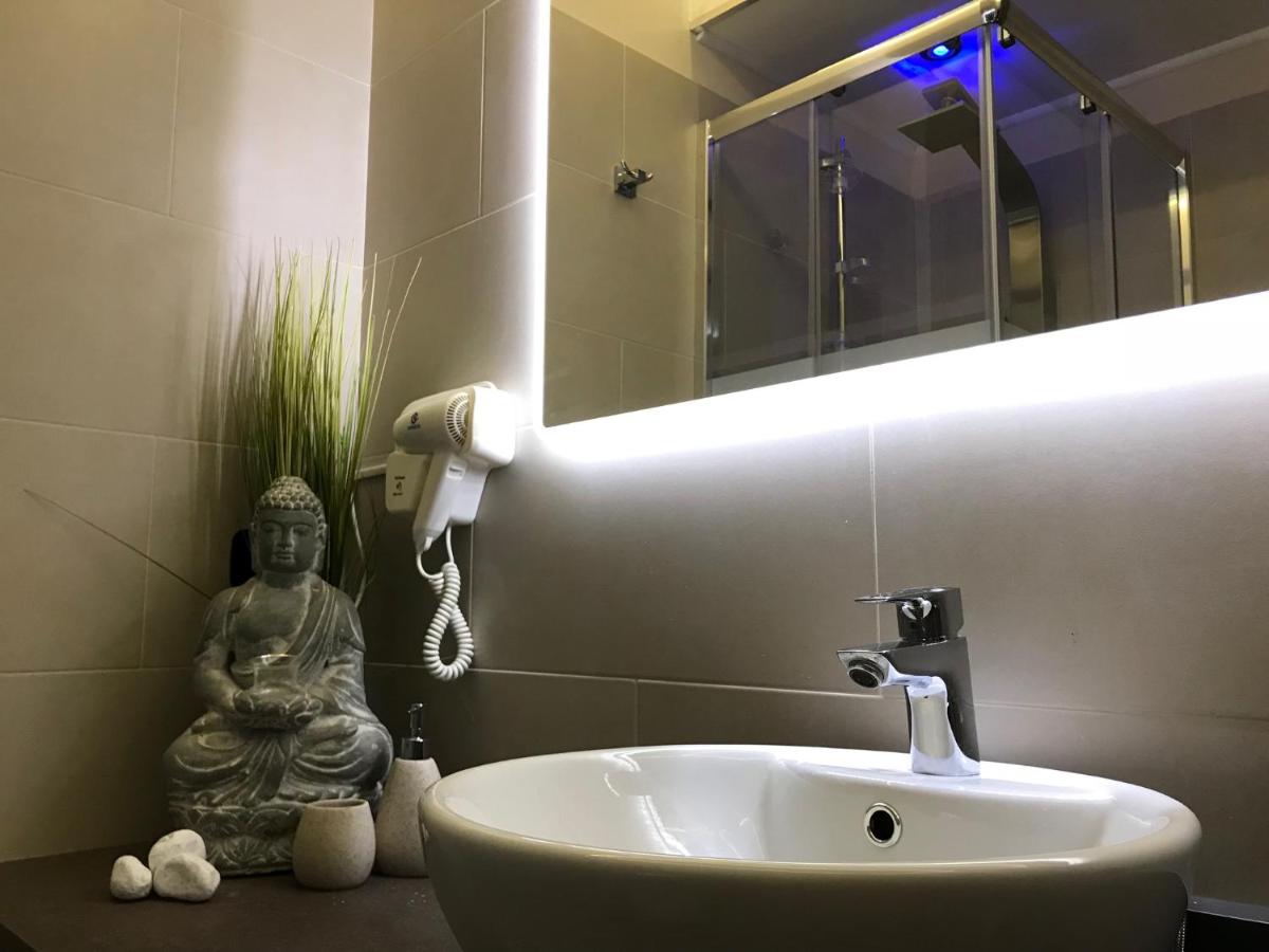 Photo - Saṃsāra & Nirvana Suite