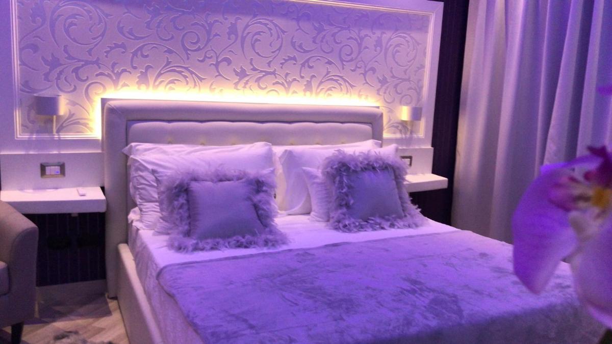 Photo - Saṃsāra & Nirvana Suite