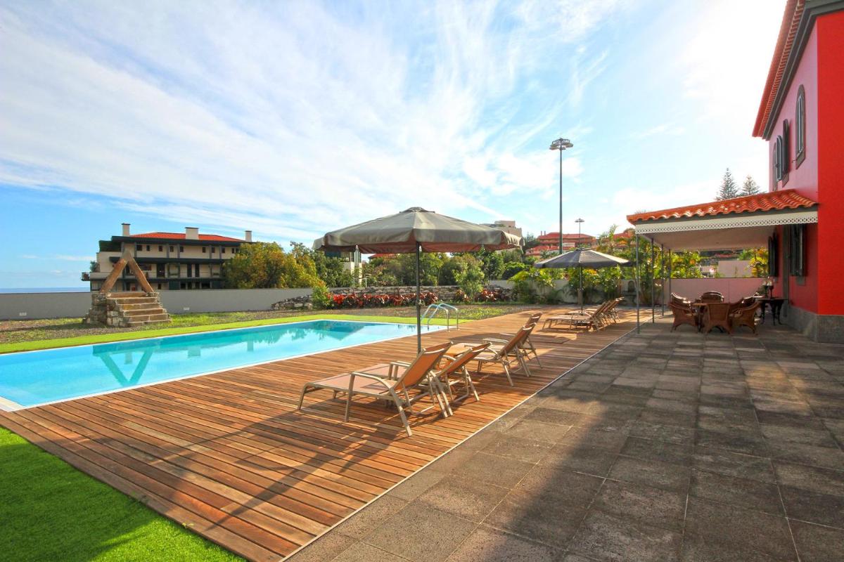 Photo - Century House with private pool by HR Madeira