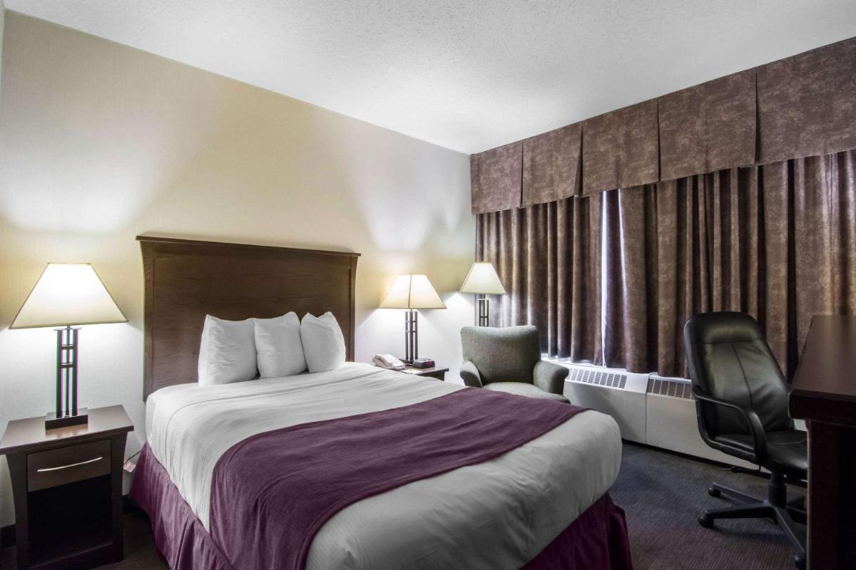 Photo - Quality Inn & Suites Yellowknife