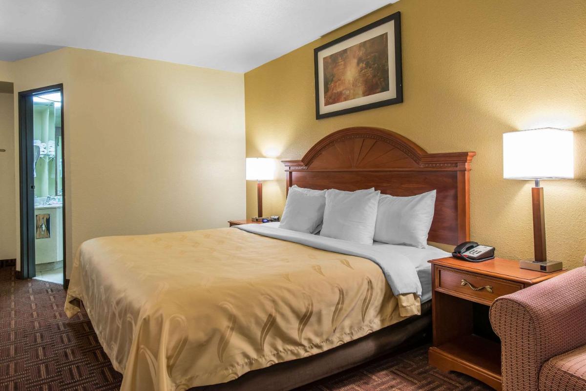 Photo - Quality Inn South Colorado Springs