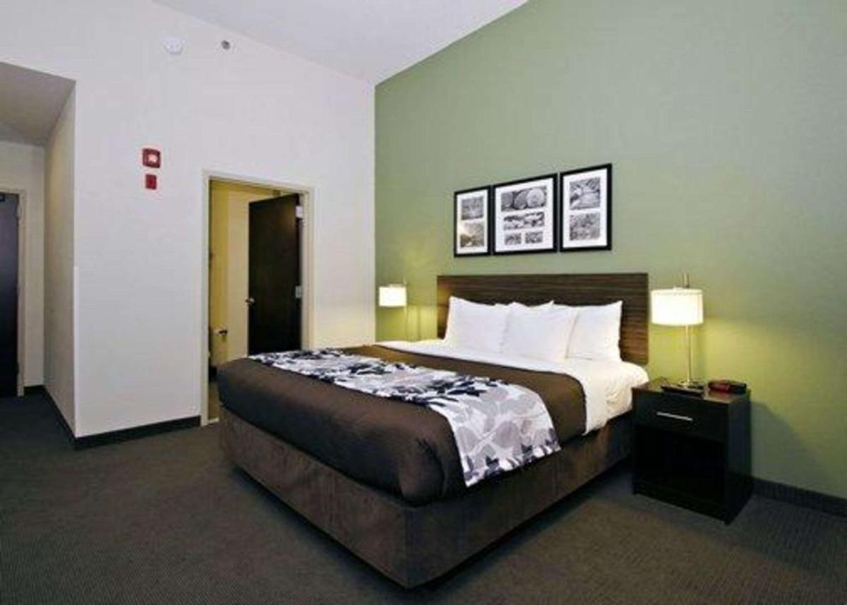 Photo - Sleep Inn & Suites Downtown Inner Harbor