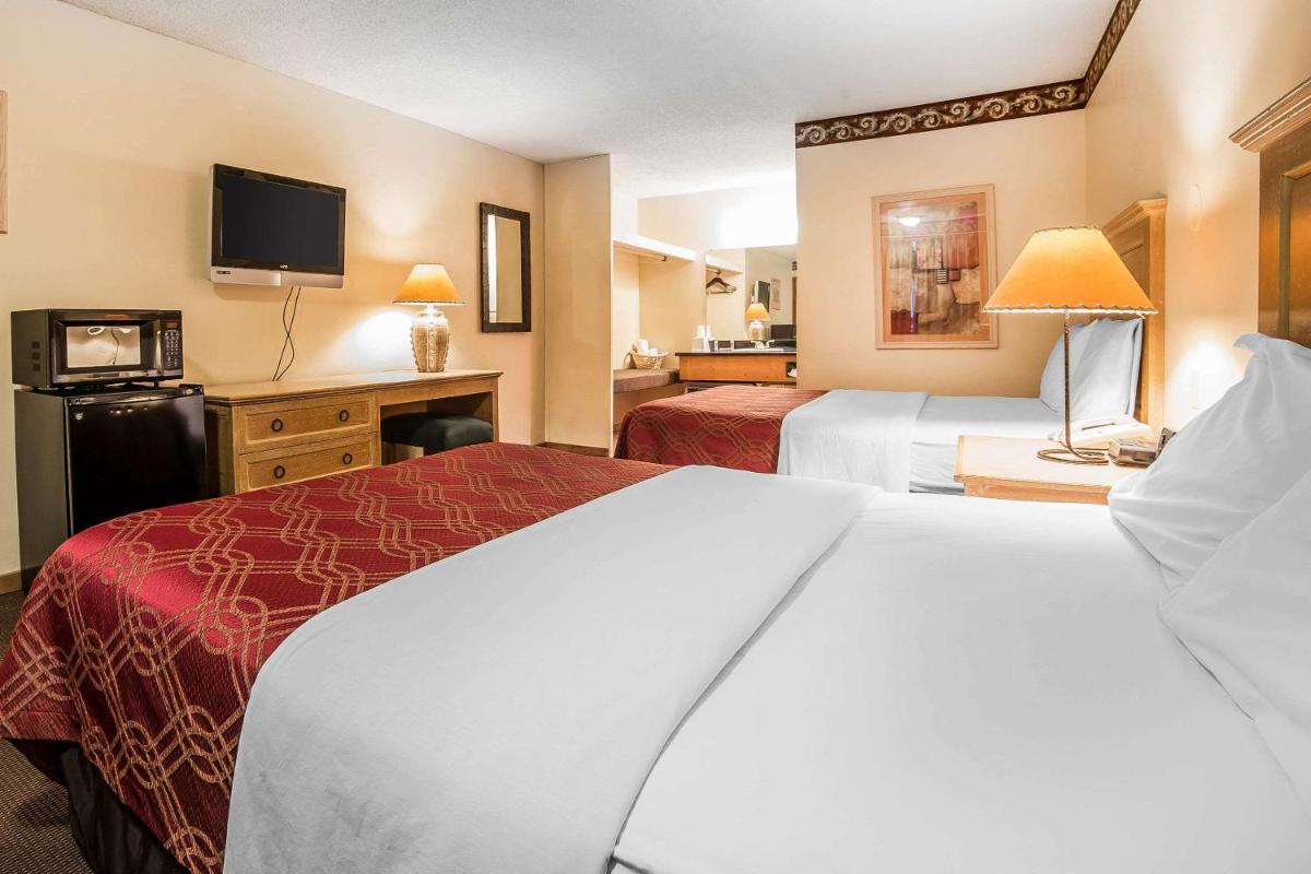 Photo - Econo Lodge Inn & Suites Kalispell