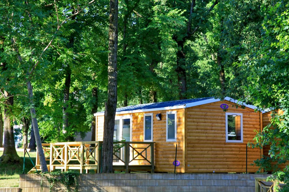 Photo - Albirondack Camping Lodge & Spa