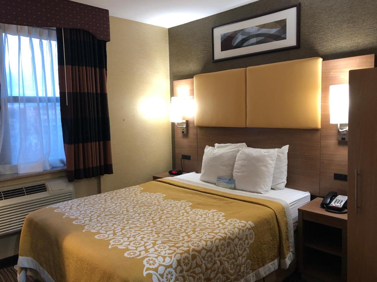 Photo - Days Inn by Wyndham Brooklyn