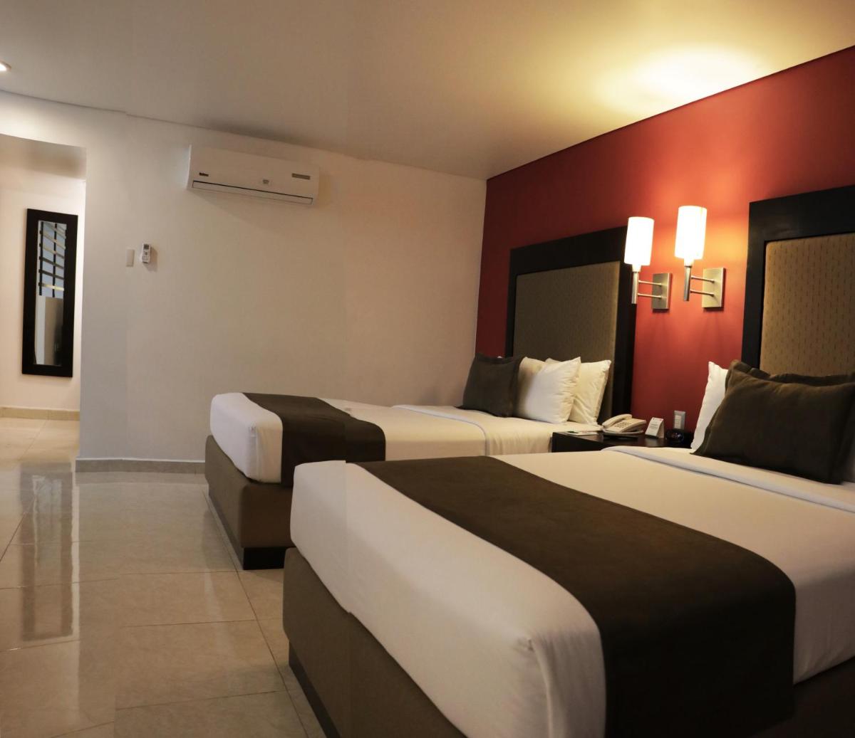 Photo - Hotel & Suites PF