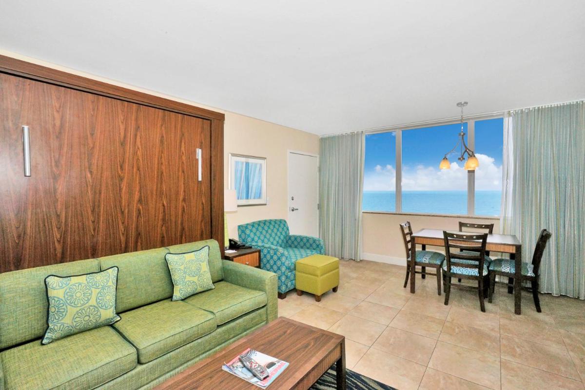 Photo - Hollywood Beach Tower by Capital Vacations