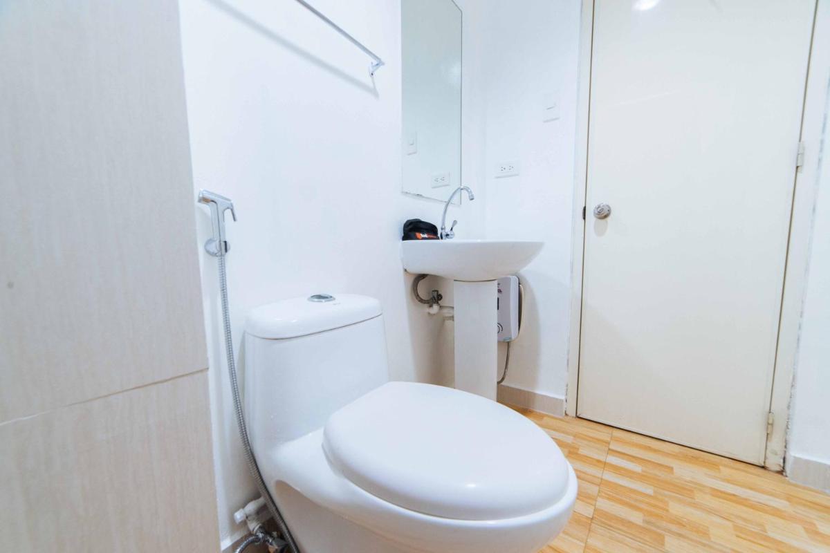 Foto - RedDoorz at Bel Air Soho Suites Makati City