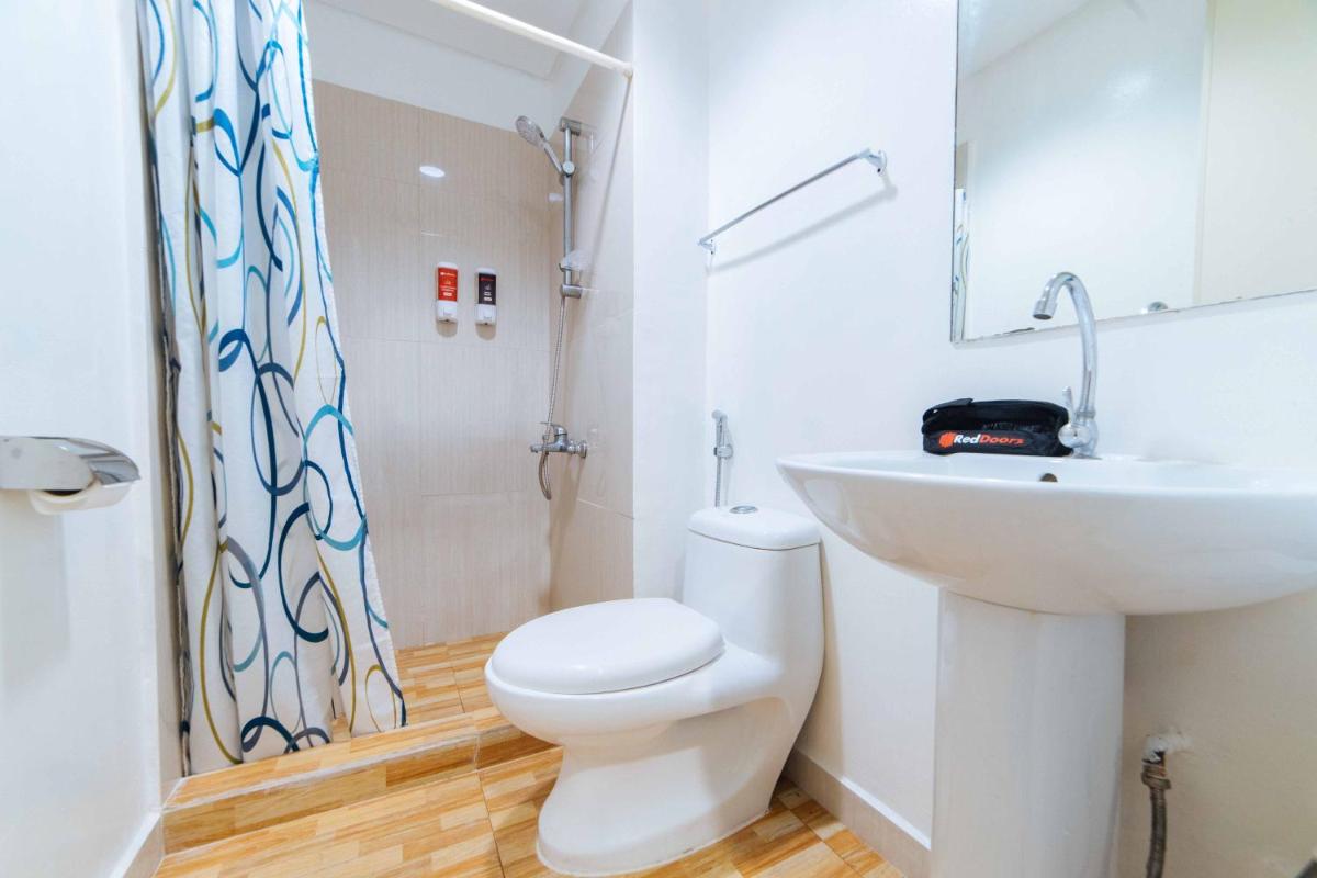 Foto - RedDoorz at Bel Air Soho Suites Makati City