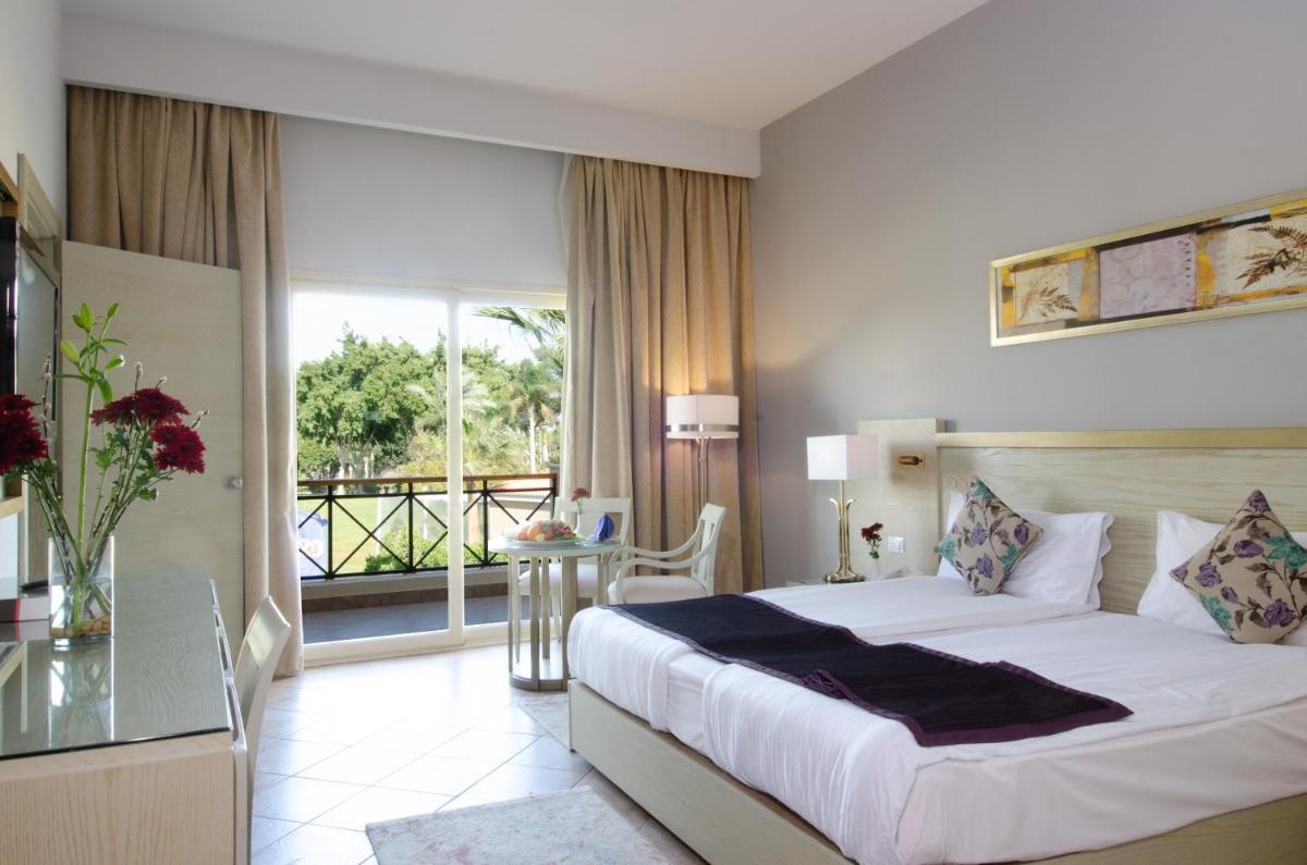 Swiss Inn Pyramids Golf Resort photo 5