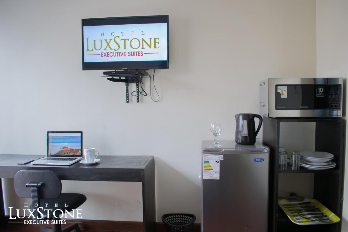 Foto - Luxstone Executive & Suites